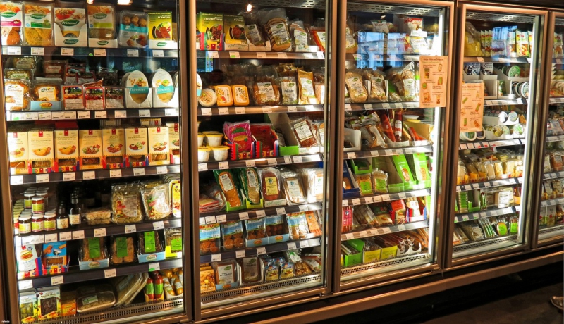 vitrine-CLAVIERS-min_supermarket_fridge_produce_food_market_retail_shop_store-858798